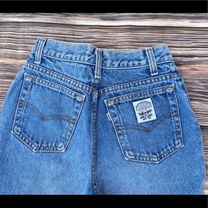 🎉HOST PICK LEVIS VTG WHITE TAB HIGH WAIST JEANS